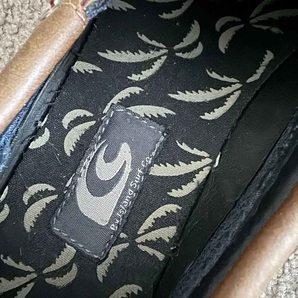 Island surf company boat shoes